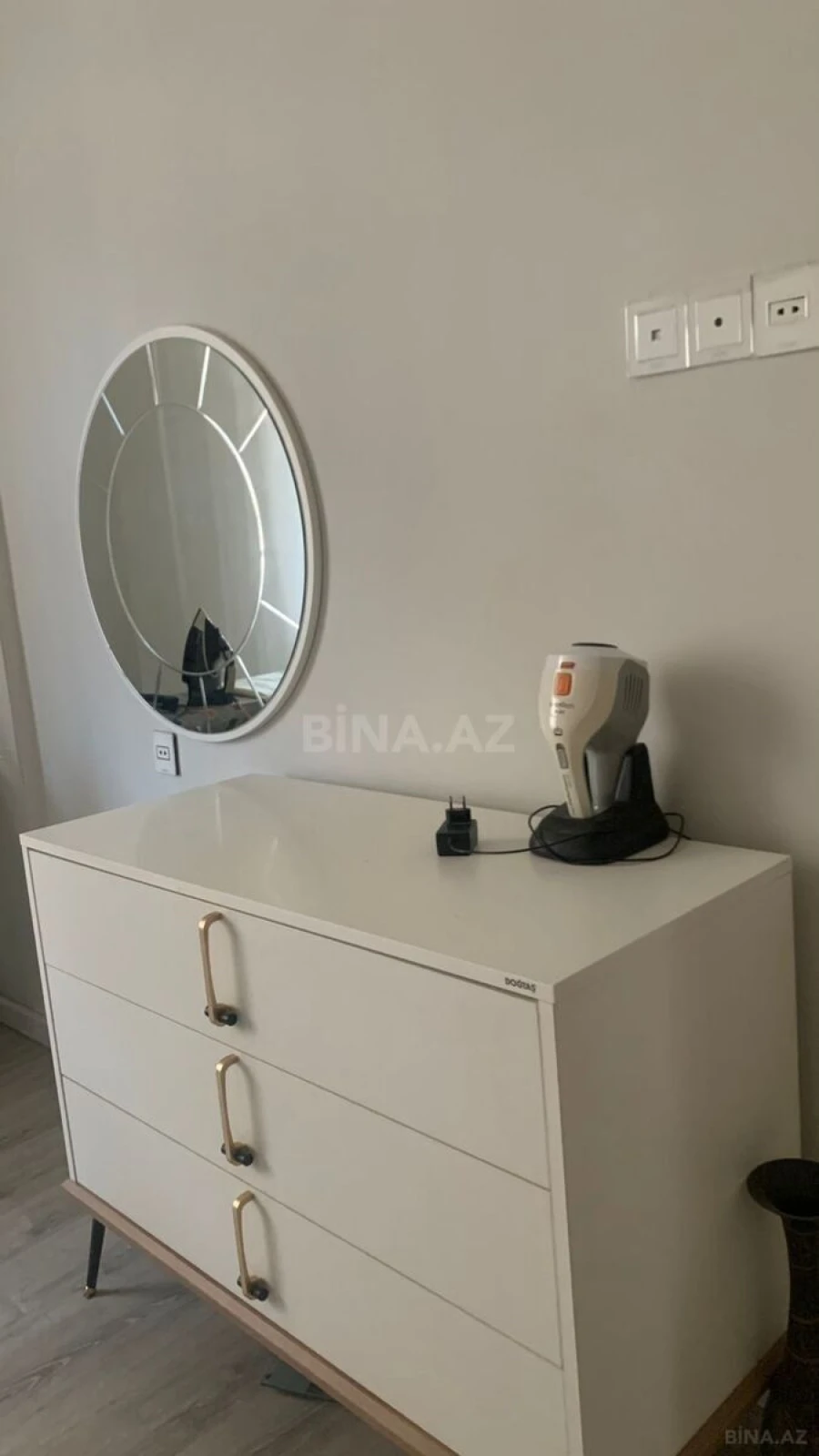 Kirayə verilir 2 otaqlı mənzil 60 m²