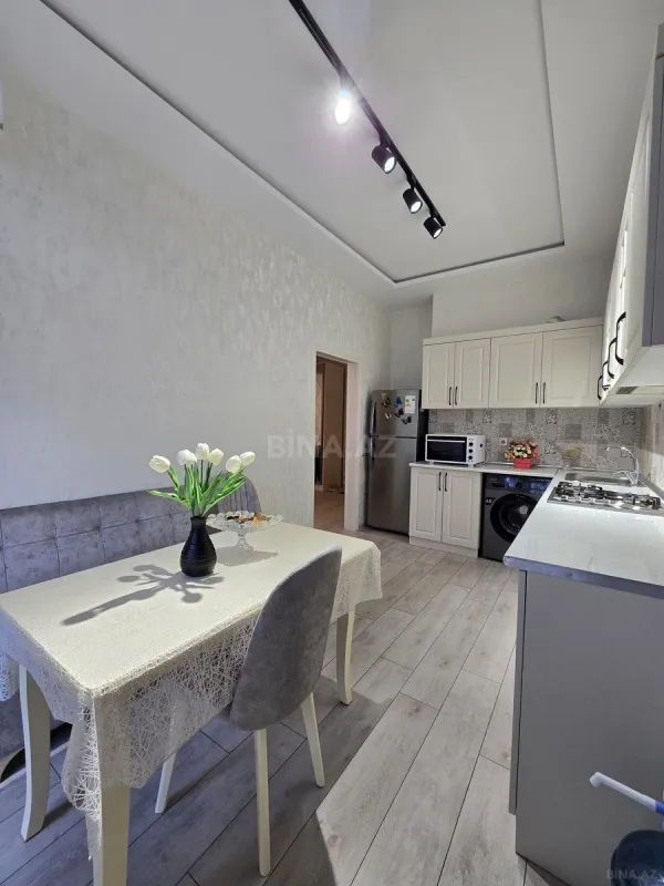 Satılır 2 otaqlı mənzil 58 m²