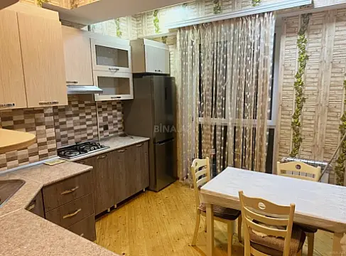 Kirayə verilir 2 otaqlı mənzil 70 m²