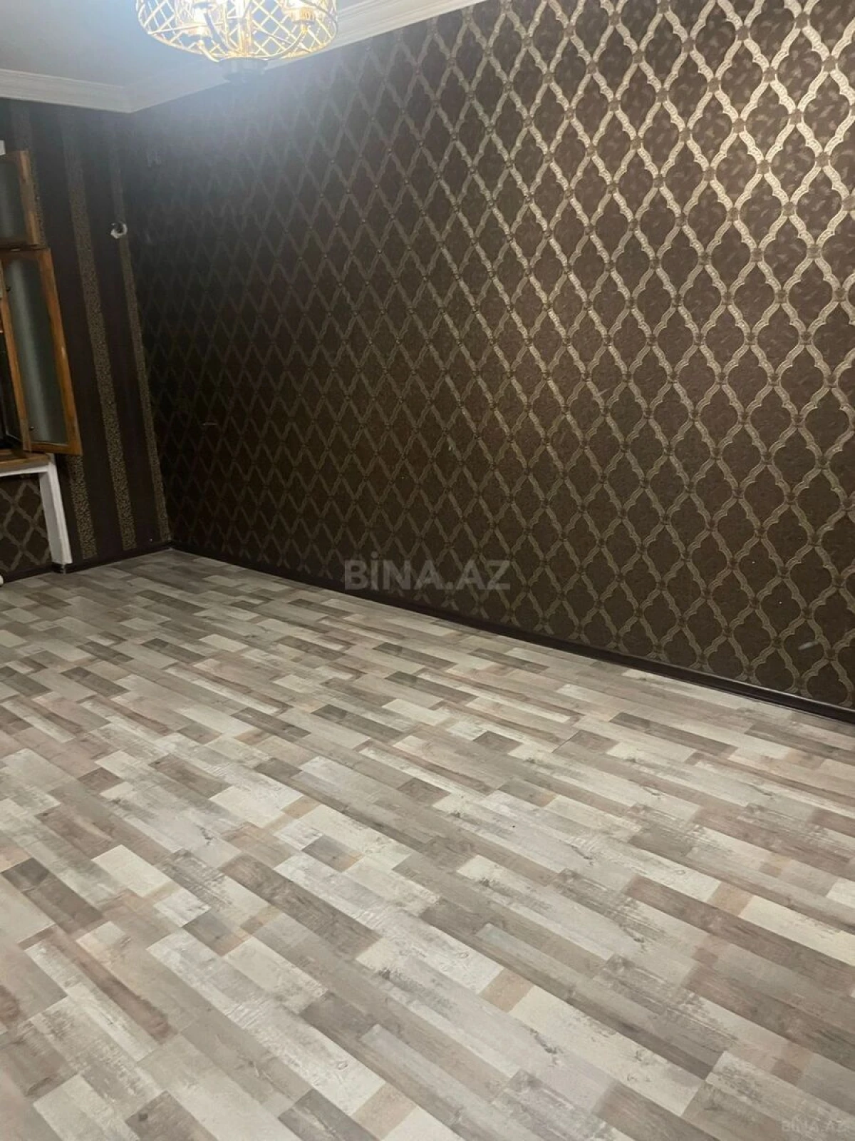 Kirayə verilir 4 otaqlı mənzil 100 m²