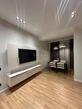 Kirayə verilir 2 otaqlı mənzil 80 m²
