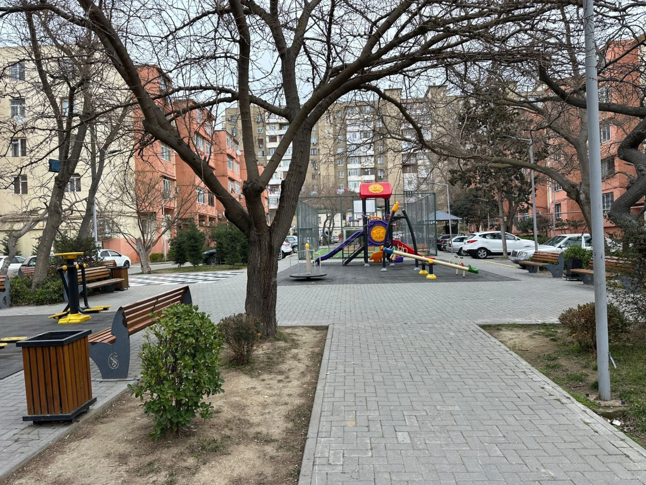 Kirayə verilir 3 otaqlı mənzil 75 m²