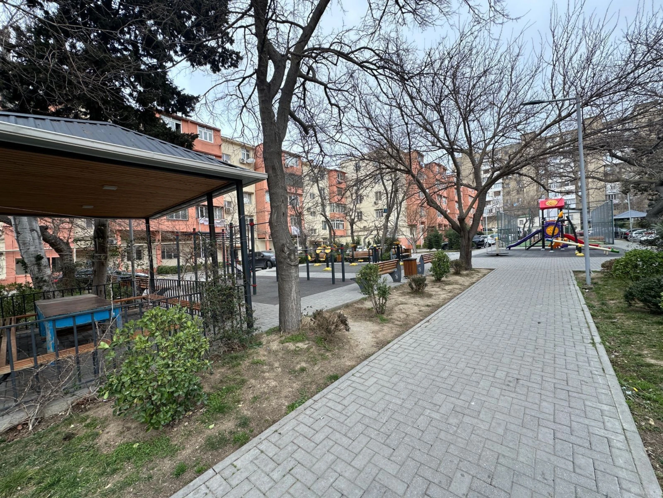 Kirayə verilir 3 otaqlı mənzil 75 m²
