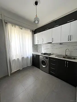 Satılır 3 otaqlı mənzil 80 m²