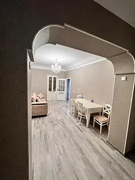 Satılır 3 otaqlı mənzil 80 m²