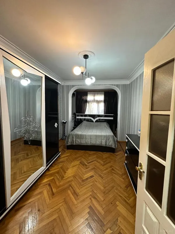 Satılır 3 otaqlı mənzil 65 m²