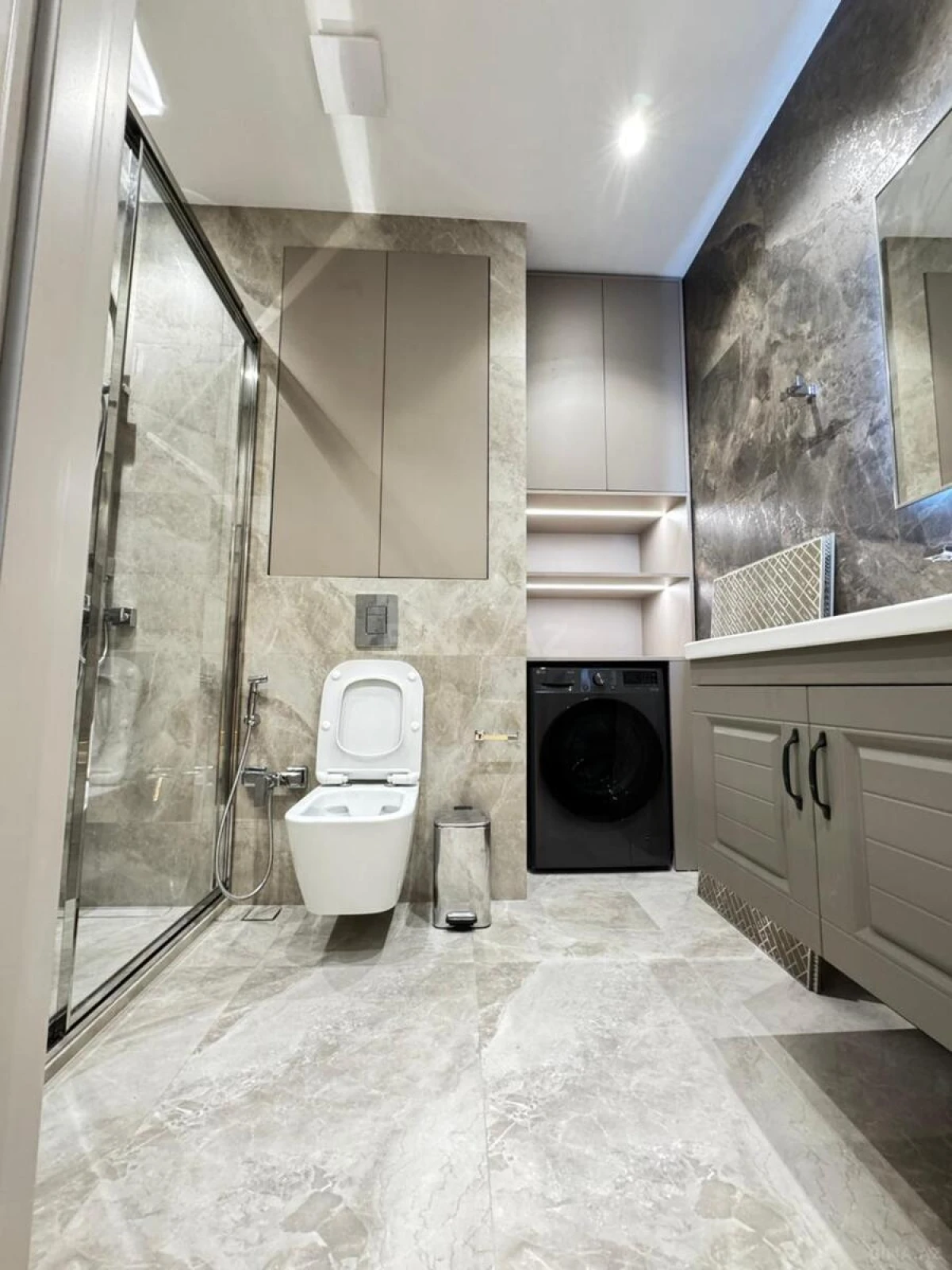 Kirayə verilir 3 otaqlı mənzil 100 m²