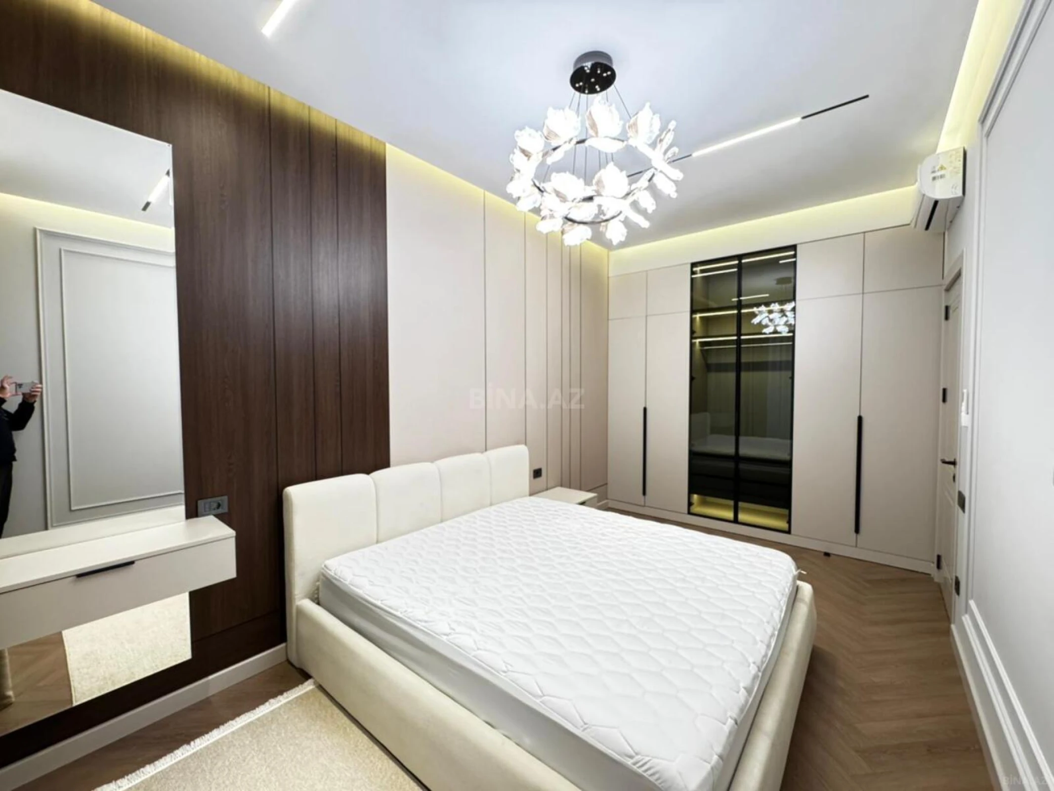 Kirayə verilir 3 otaqlı mənzil 100 m²