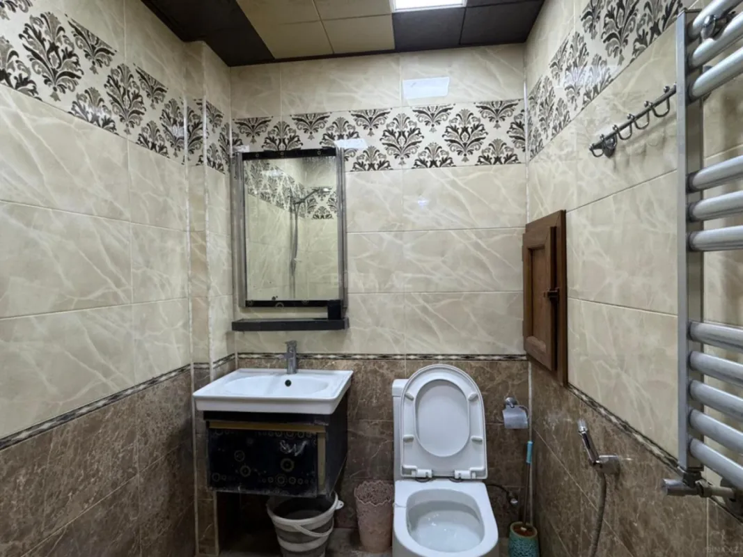 Kirayə verilir 2 otaqlı mənzil 90 m²
