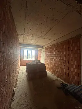 Satılır 4 otaqlı mənzil 110 m²