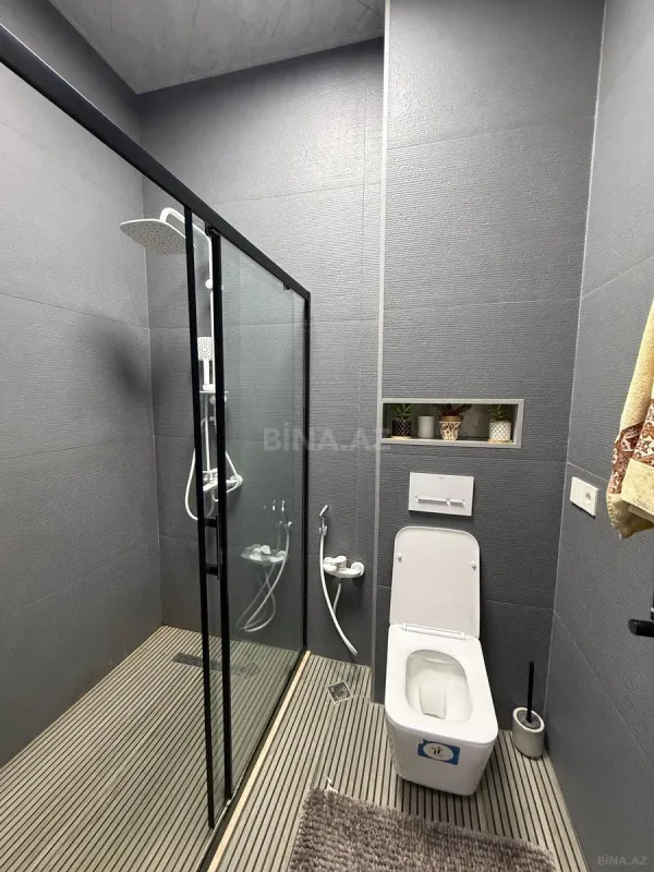 Satılır 4 otaqlı həyət evi 200 m²