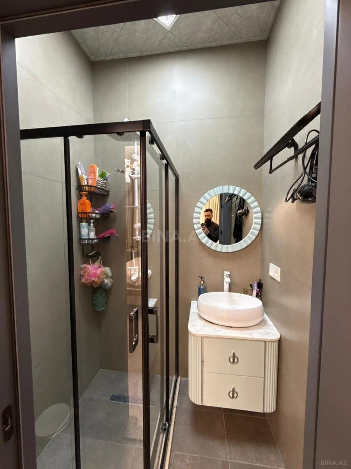 Satılır 4 otaqlı həyət evi 200 m²