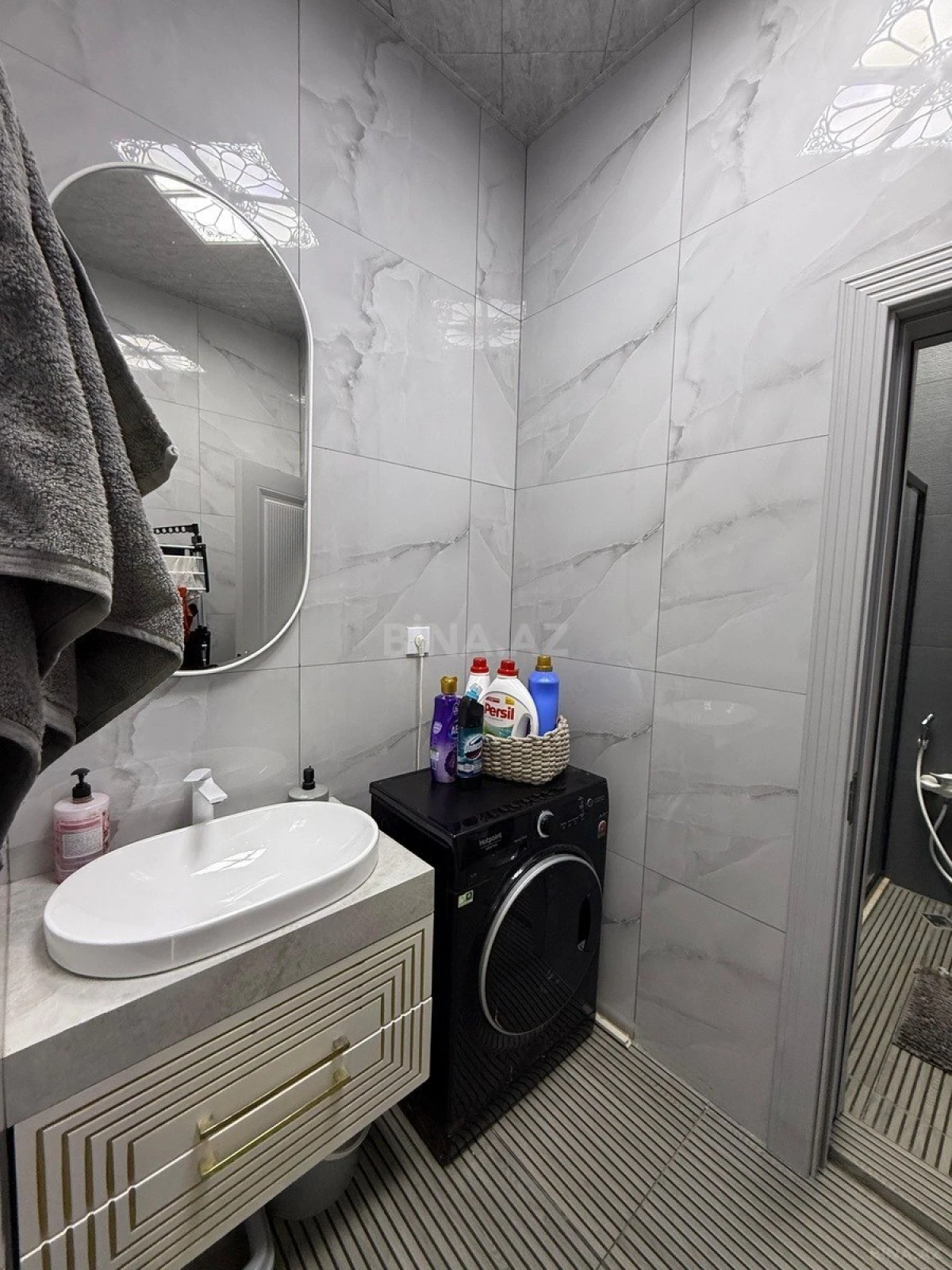 Satılır 4 otaqlı həyət evi 200 m²