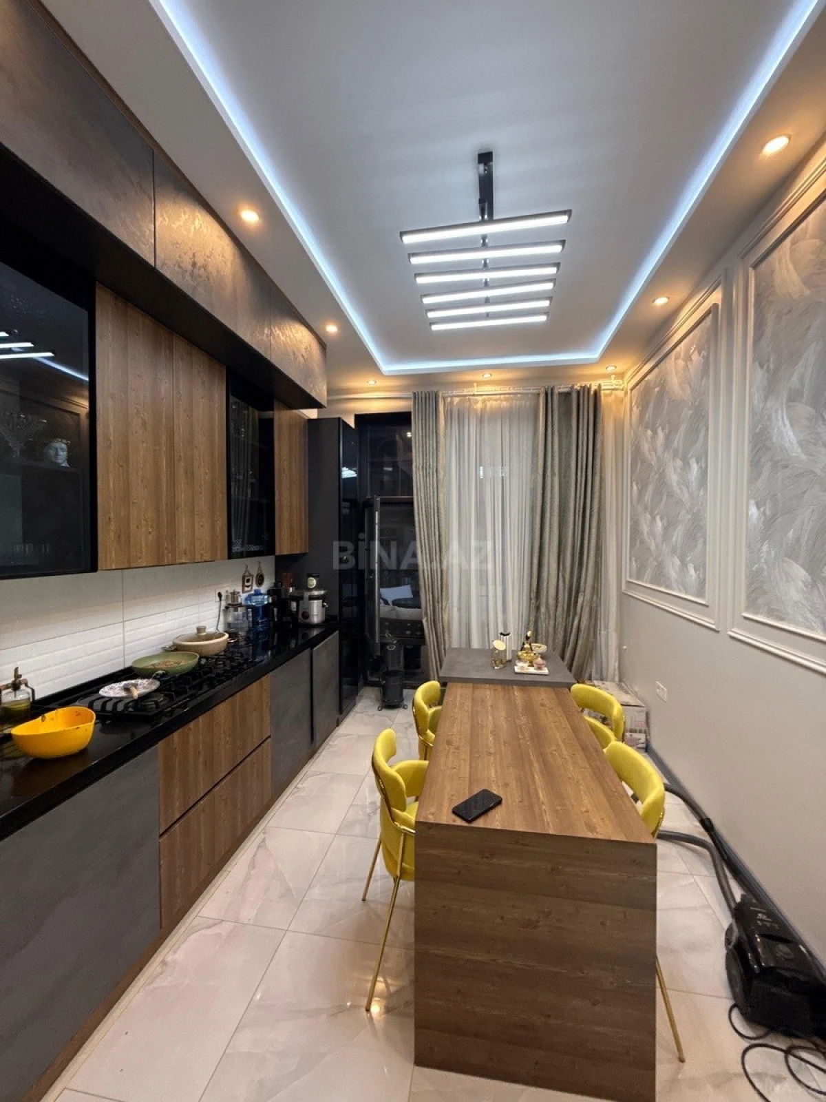 Satılır 4 otaqlı həyət evi 200 m²