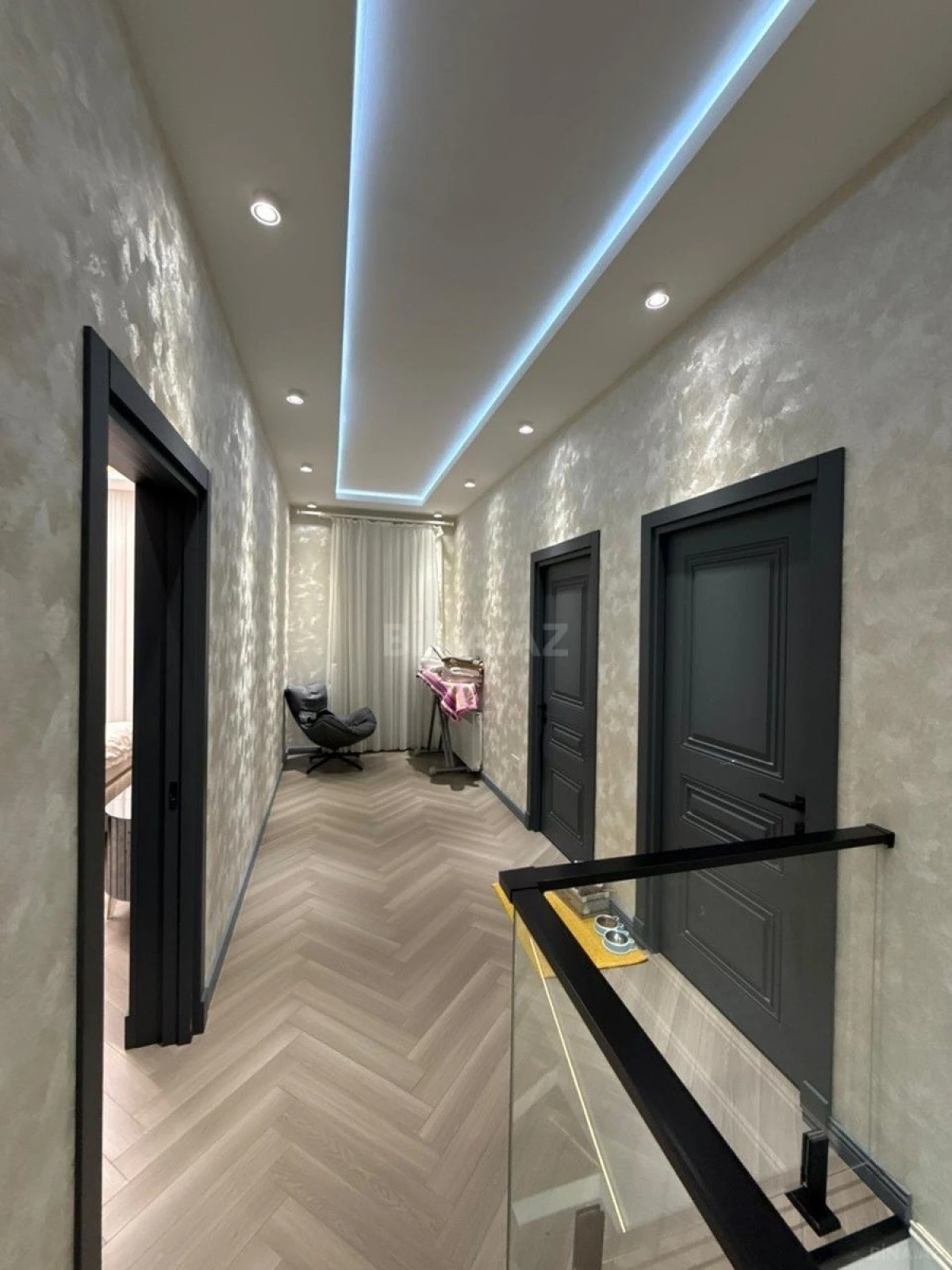 Satılır 4 otaqlı həyət evi 200 m²