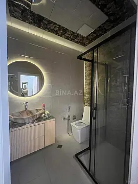 Kirayə verilir 2 otaqlı mənzil 65 m²