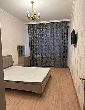 Kirayə verilir 1 otaqlı mənzil 42 m²