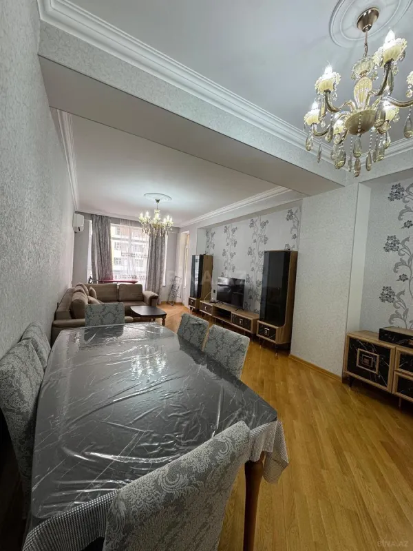 Kirayə verilir 2 otaqlı mənzil 100 m²