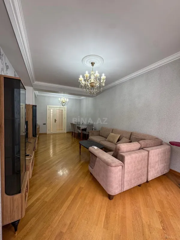 Kirayə verilir 2 otaqlı mənzil 100 m²