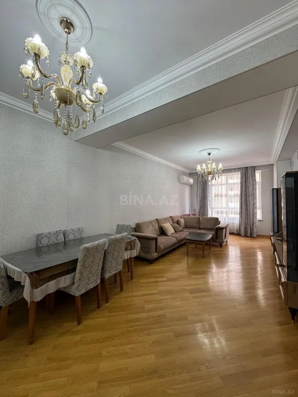 Kirayə verilir 2 otaqlı mənzil 100 m²