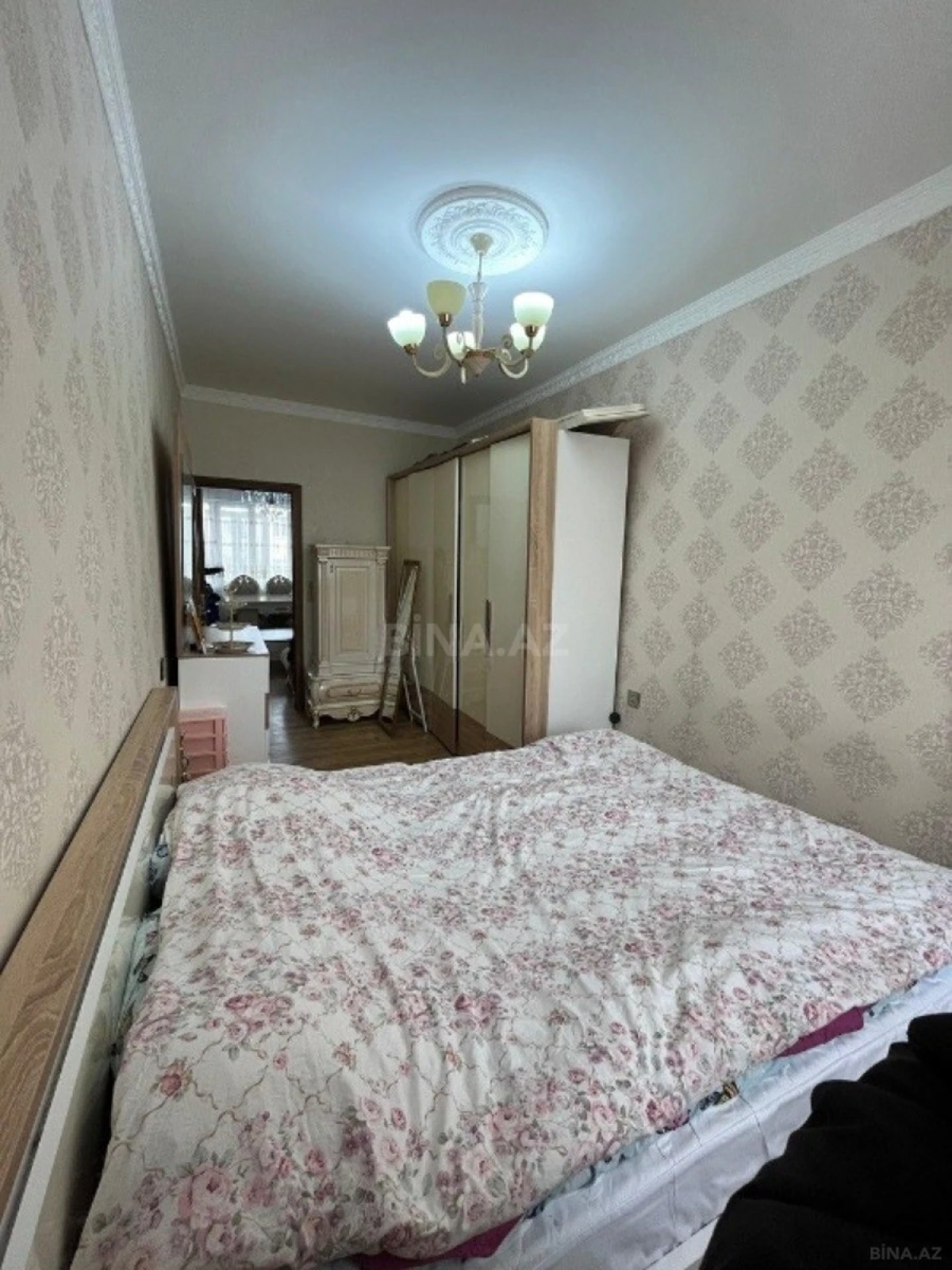 Satılır 2 otaqlı mənzil 55 m²