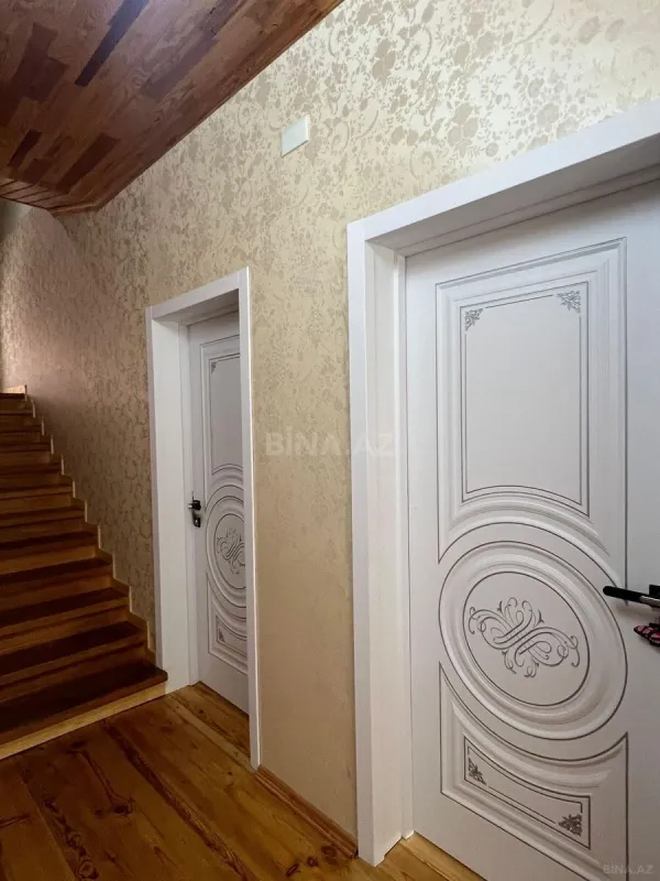 Satılır 5 otaqlı həyət evi 144 m²