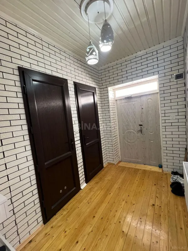 Satılır 5 otaqlı həyət evi 144 m²