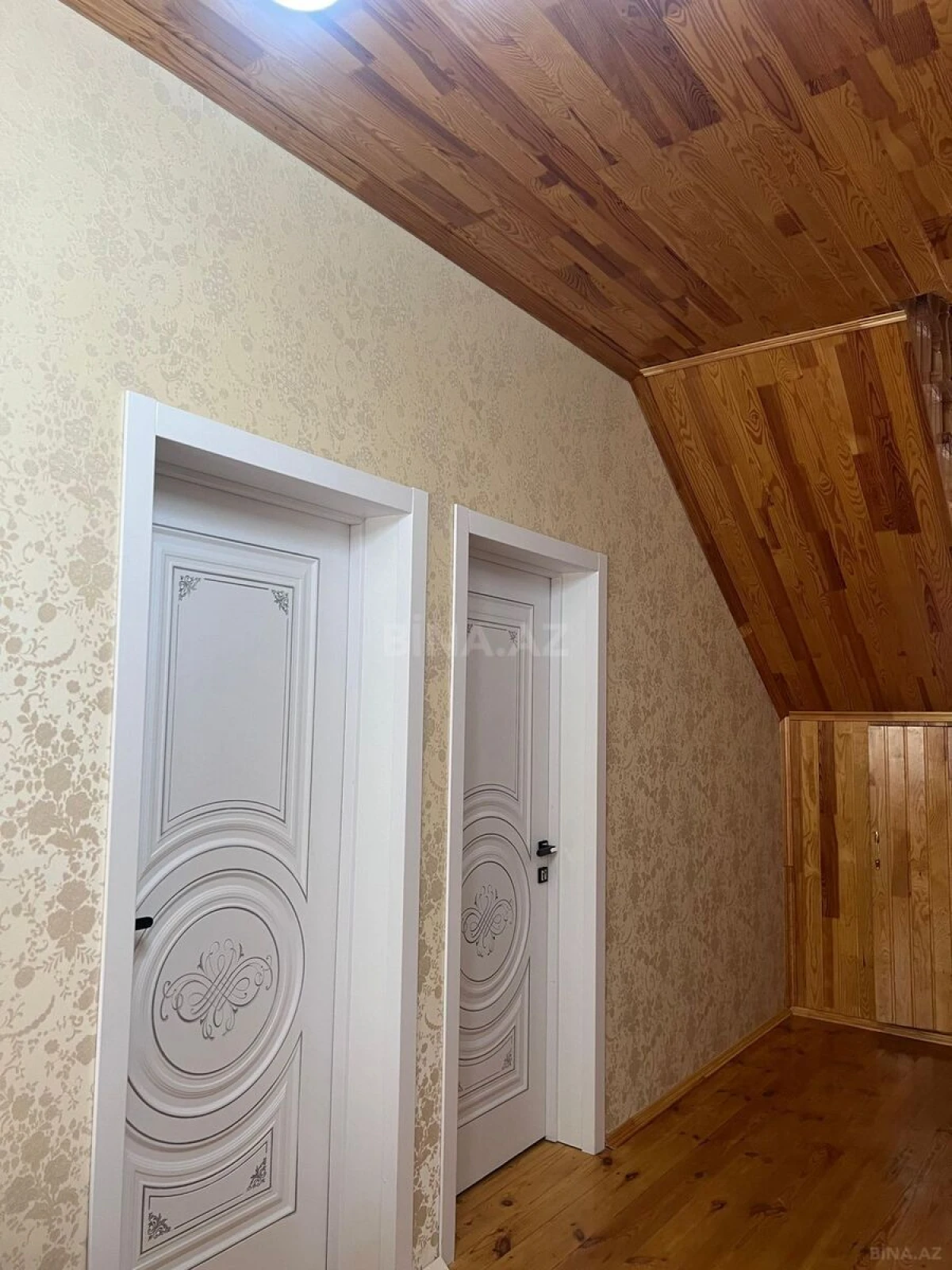 Satılır 5 otaqlı həyət evi 144 m²