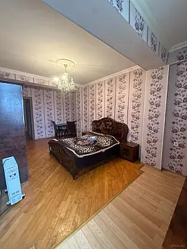 Kirayə verilir 3 otaqlı mənzil 128 m²