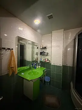 Kirayə verilir 3 otaqlı mənzil 128 m²