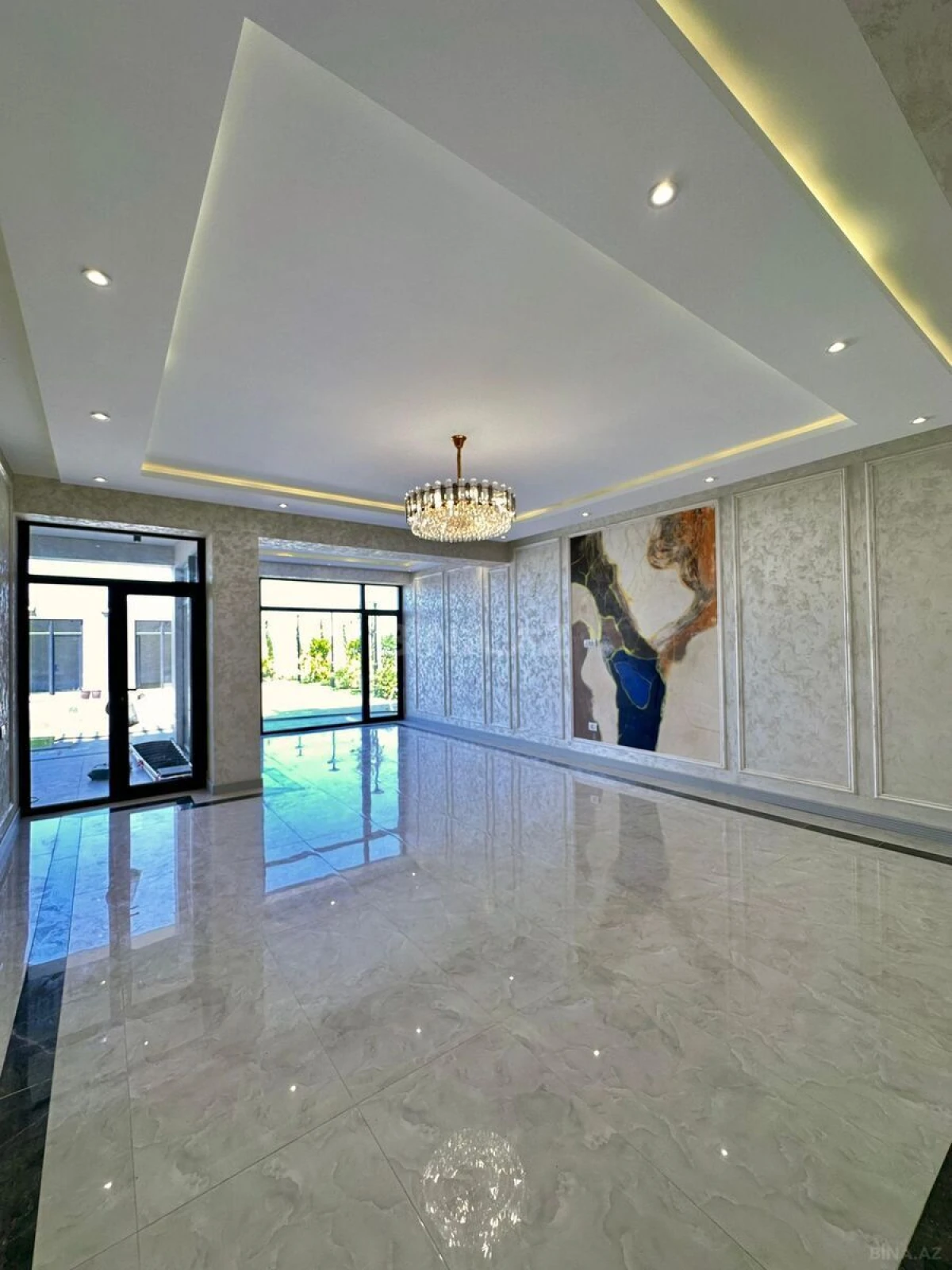 Satılır 7 otaqlı həyət evi 500 m²