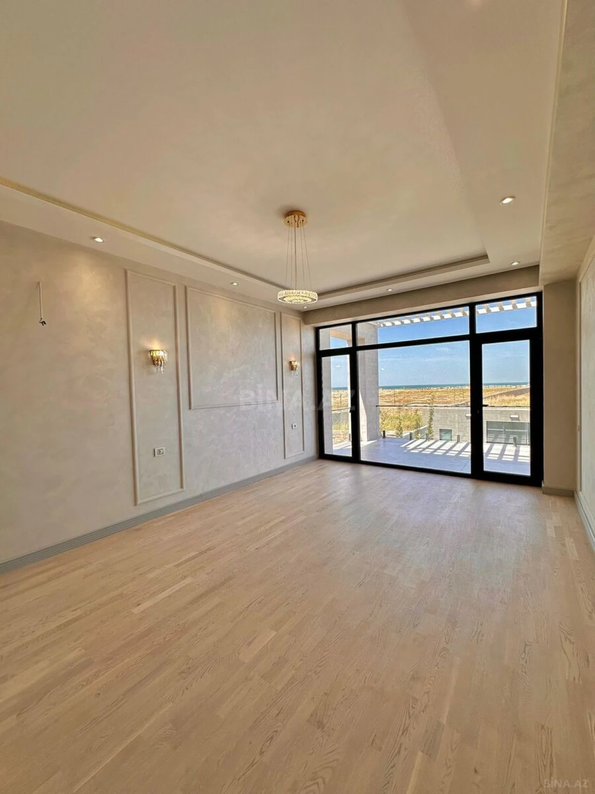 Satılır 7 otaqlı həyət evi 500 m²