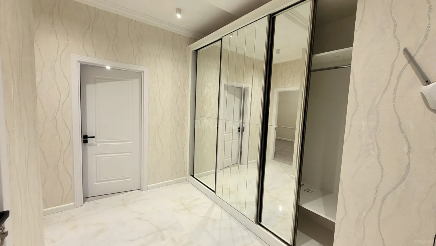 Kirayə verilir 2 otaqlı mənzil 60 m²