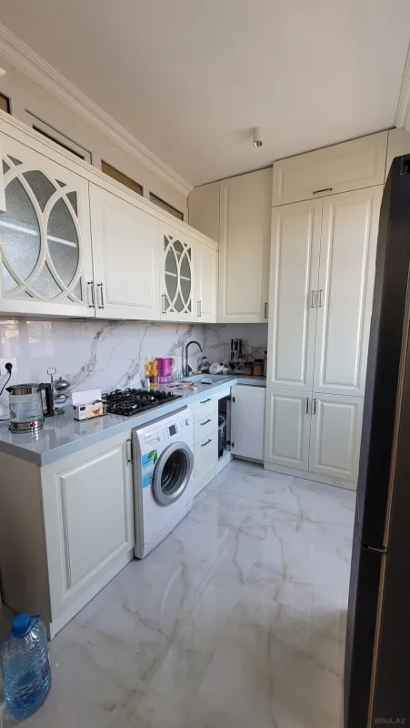 Kirayə verilir 2 otaqlı mənzil 60 m²