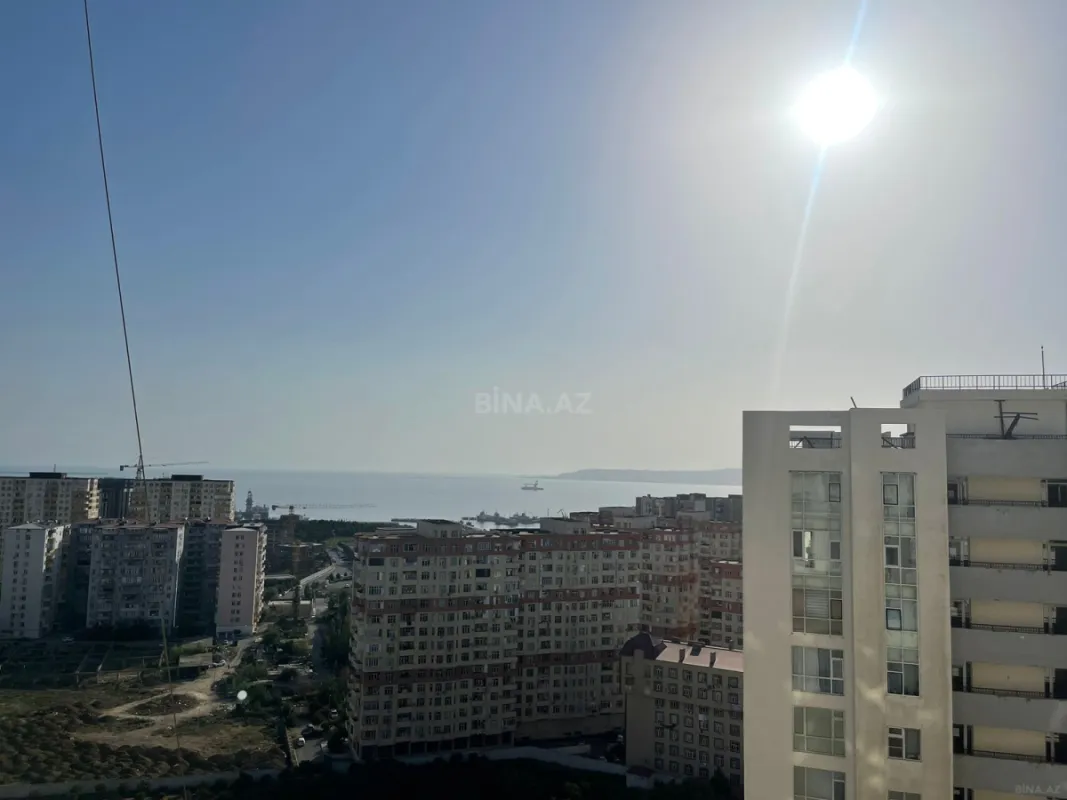 Satılır 4 otaqlı mənzil 155 m²