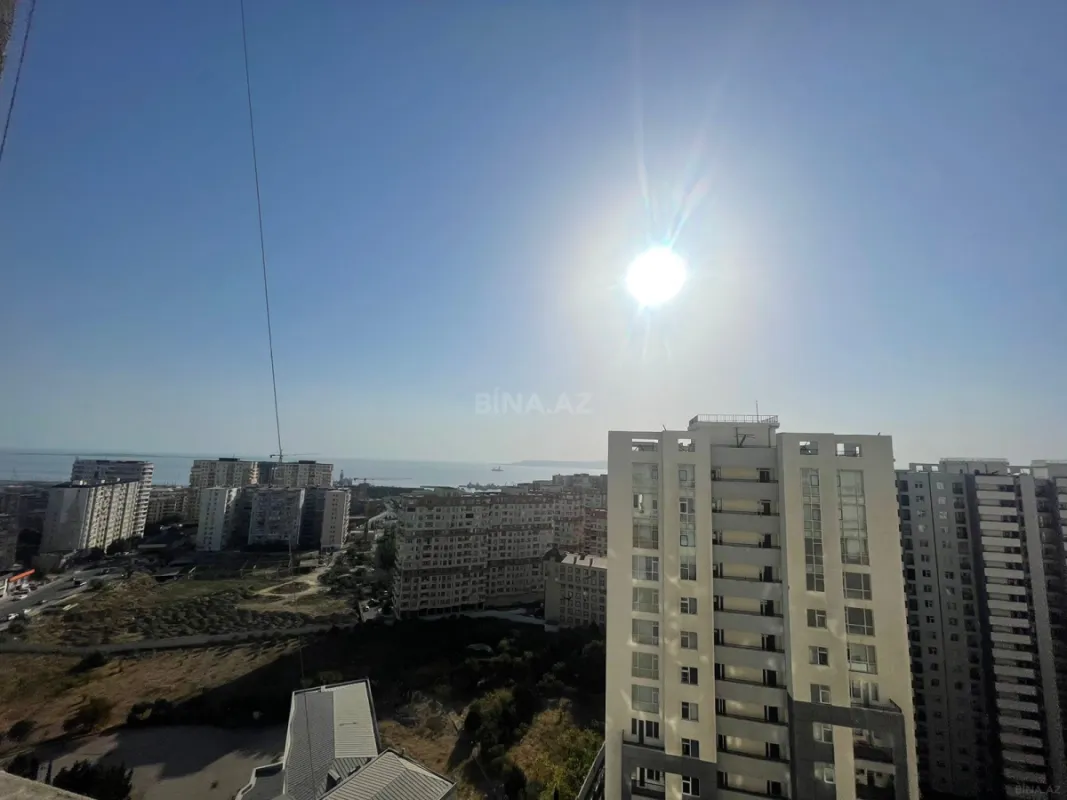 Satılır 4 otaqlı mənzil 155 m²