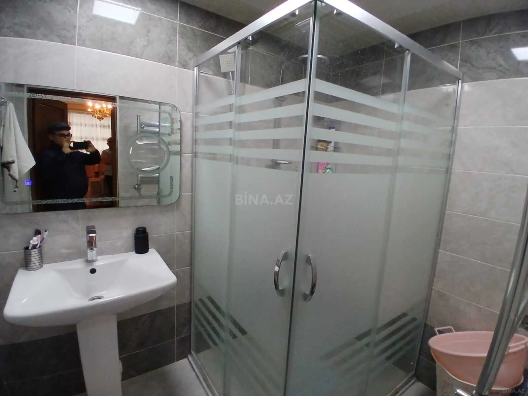 Satılır 3 otaqlı mənzil 112 m²