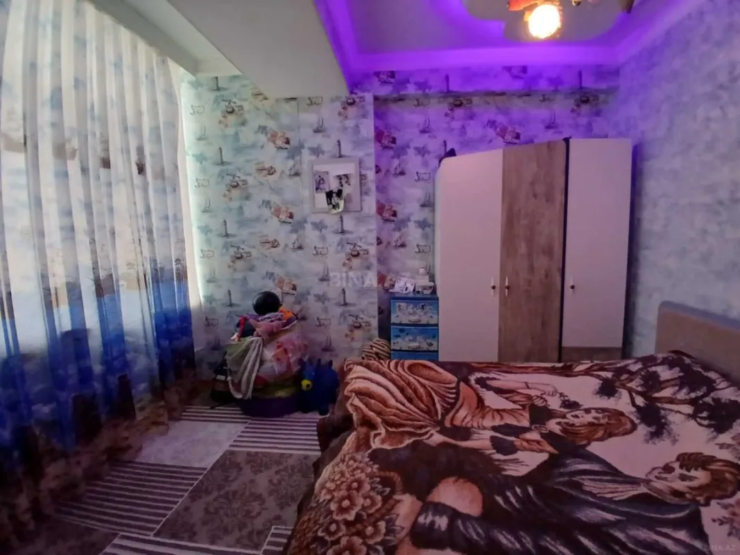 Satılır 3 otaqlı mənzil 112 m²