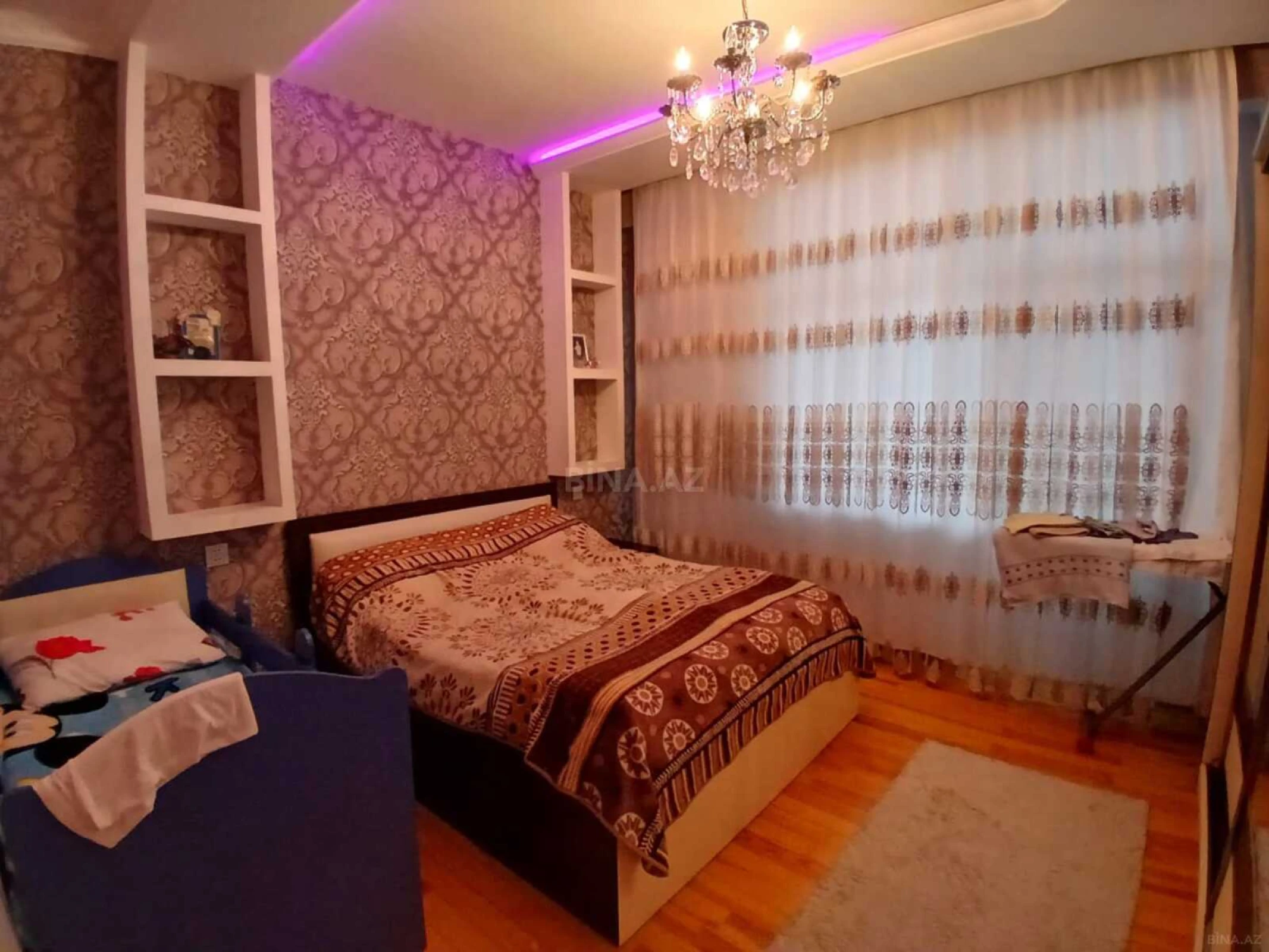 Satılır 3 otaqlı mənzil 112 m²