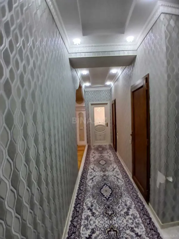 Satılır 3 otaqlı mənzil 112 m²