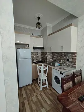 Kirayə verilir 2 otaqlı mənzil 50 m²