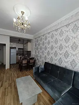 Kirayə verilir 2 otaqlı mənzil 50 m²