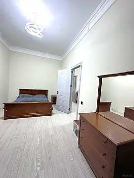 Kirayə verilir 3 otaqlı mənzil 80 m²