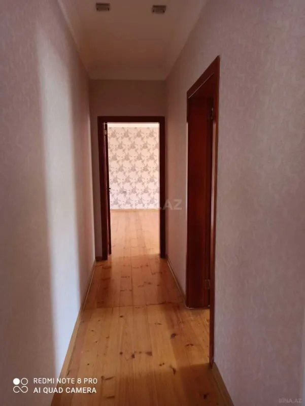 Satılır 8 otaqlı həyət evi 300 m²