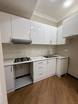 Satılır 2 otaqlı mənzil 59.5 m²