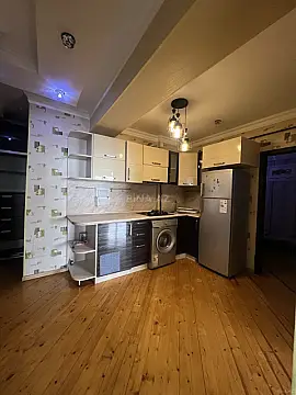 Satılır 2 otaqlı mənzil 76 m²