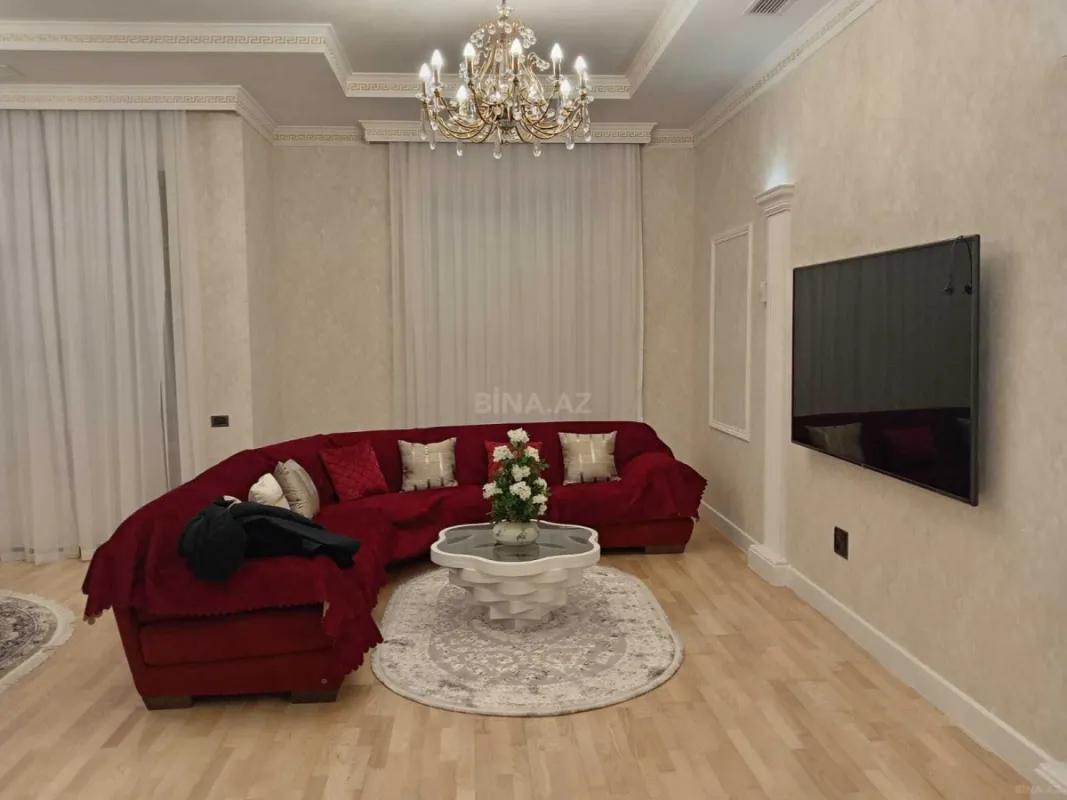 Kirayə verilir 4 otaqlı mənzil 230 m²