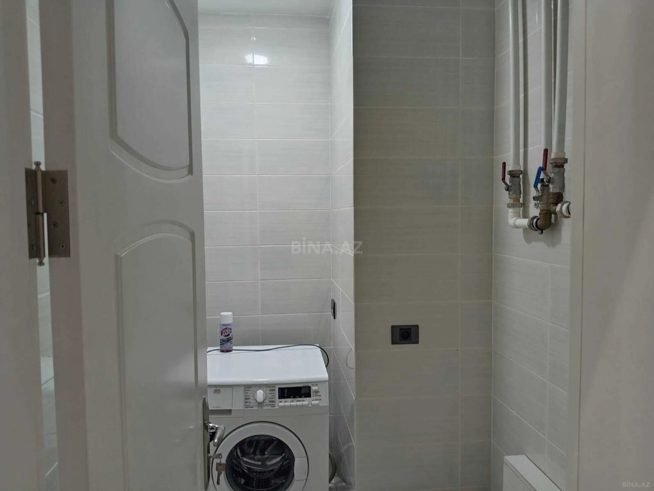 Kirayə verilir 4 otaqlı mənzil 230 m²