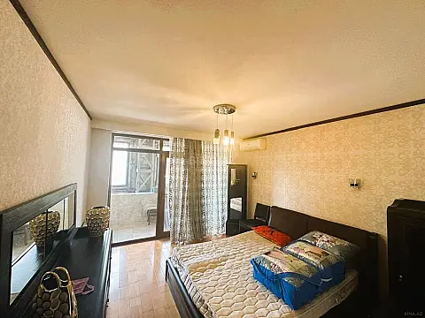 Kirayə verilir 3 otaqlı mənzil 90 m²