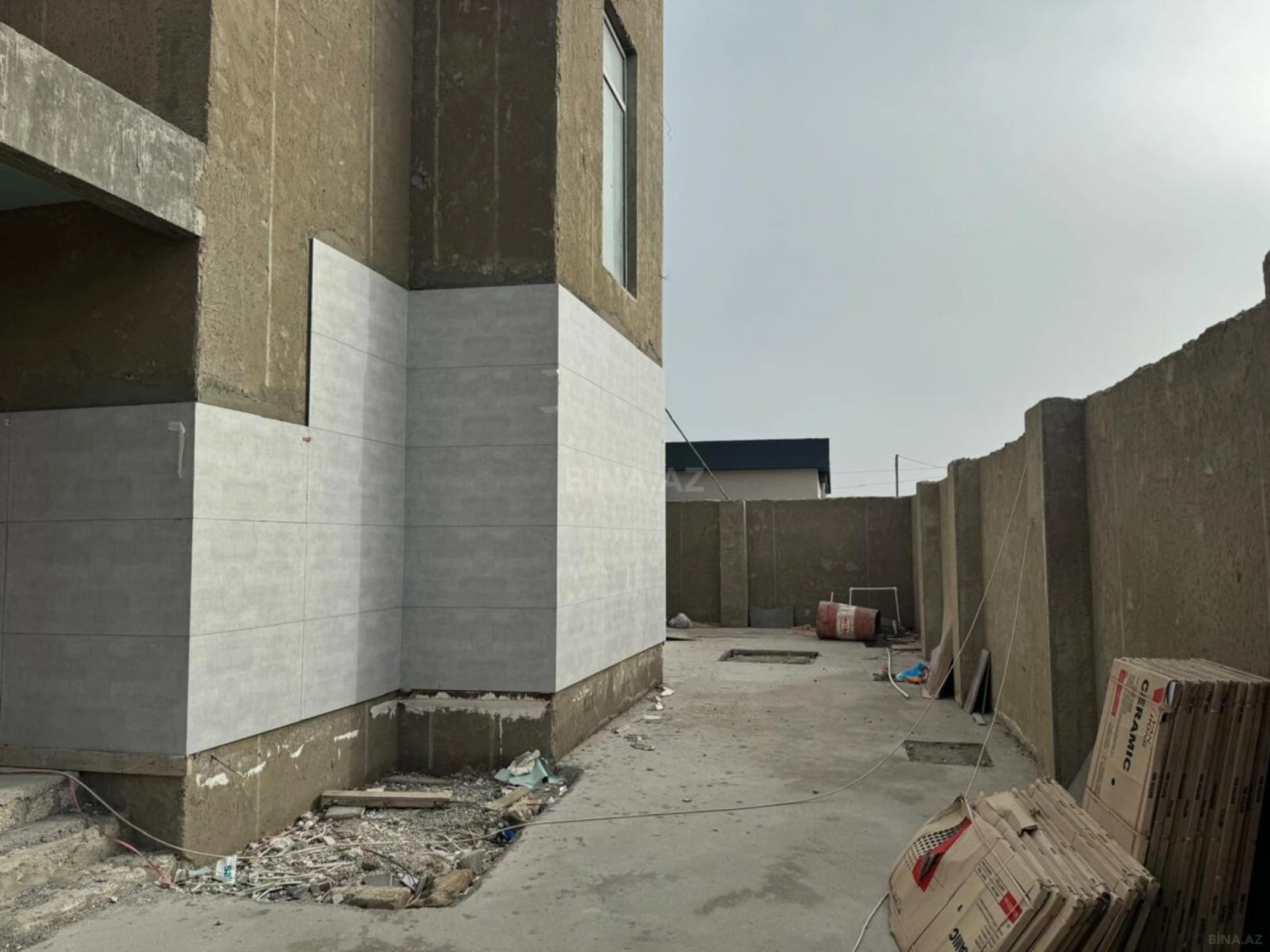 Satılır 7 otaqlı həyət evi 500 m²